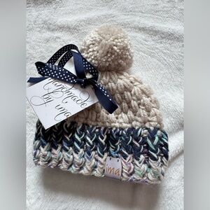 Handmade Knit Pom-Pom Winter Hat for Newborn Babies - NWT